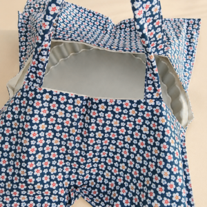 Joli sac à tarte en coton Oeko Tex bleu motifs fleuris bleus et blancs.