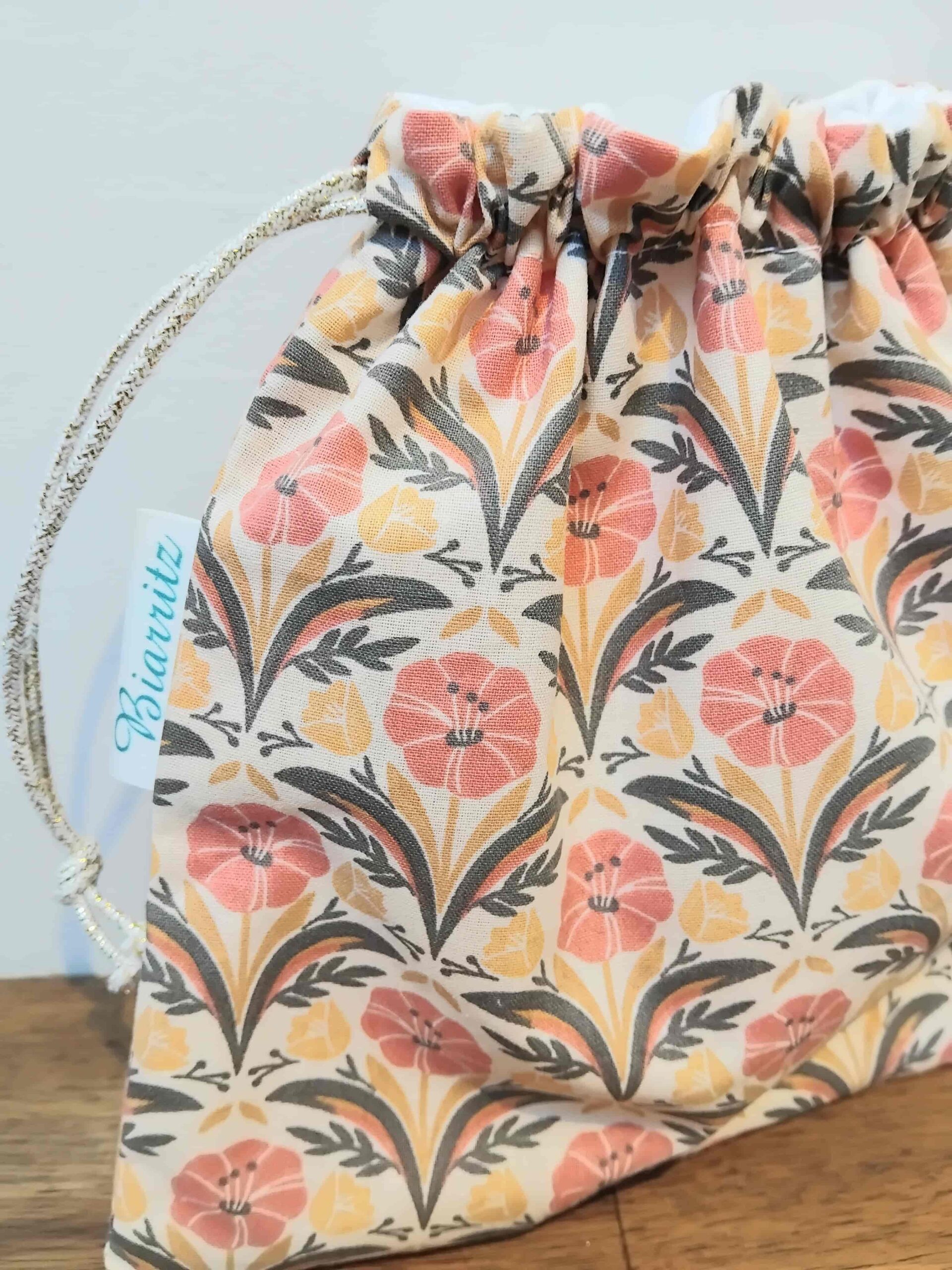 Pochette à solides imperméable en coton Oeko Tex motifs fleuris rose. – Image 2