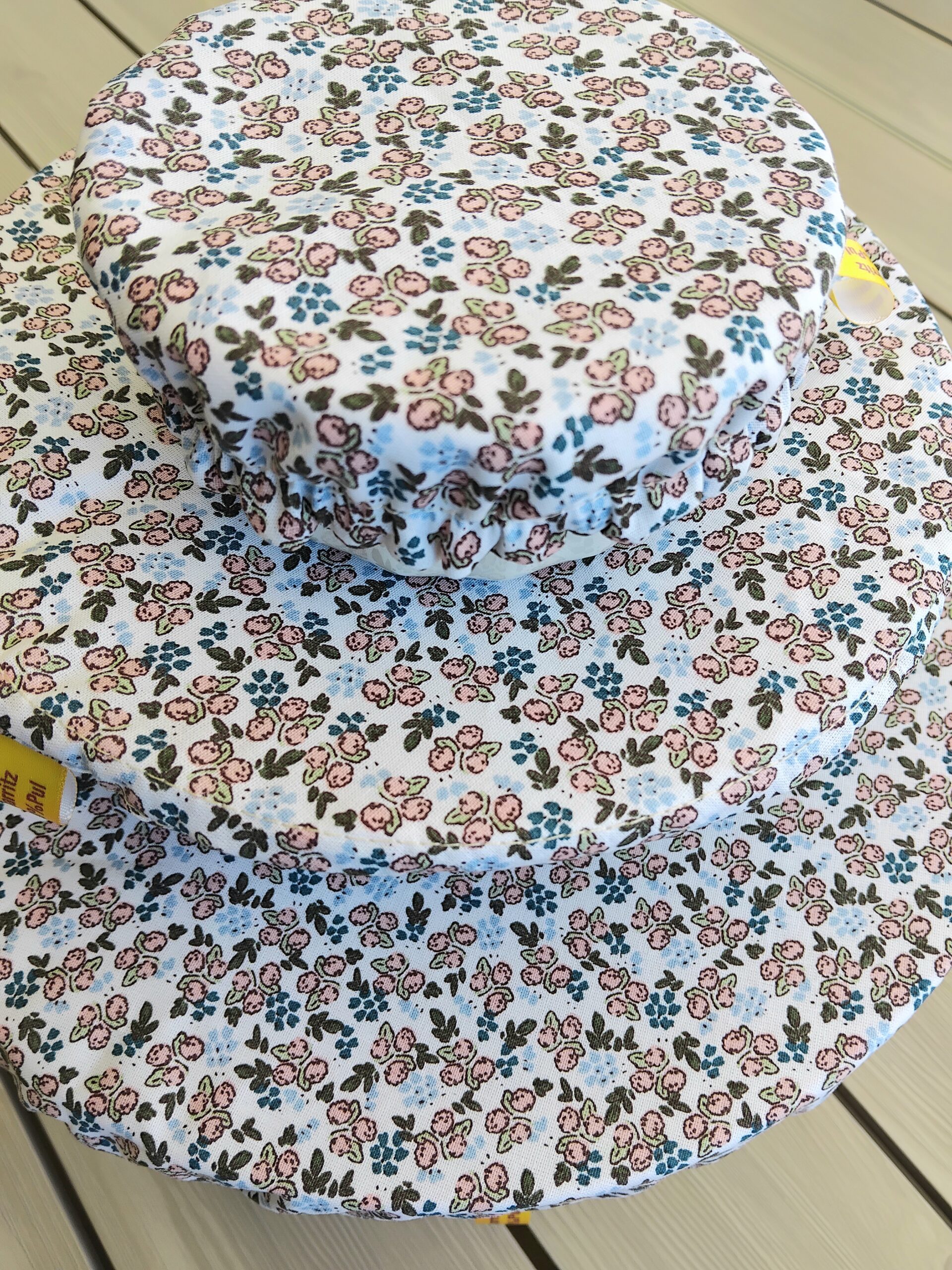 Couvercles écologiques imperméables en coton Oeko Tex motifs fleuris. – Image 2