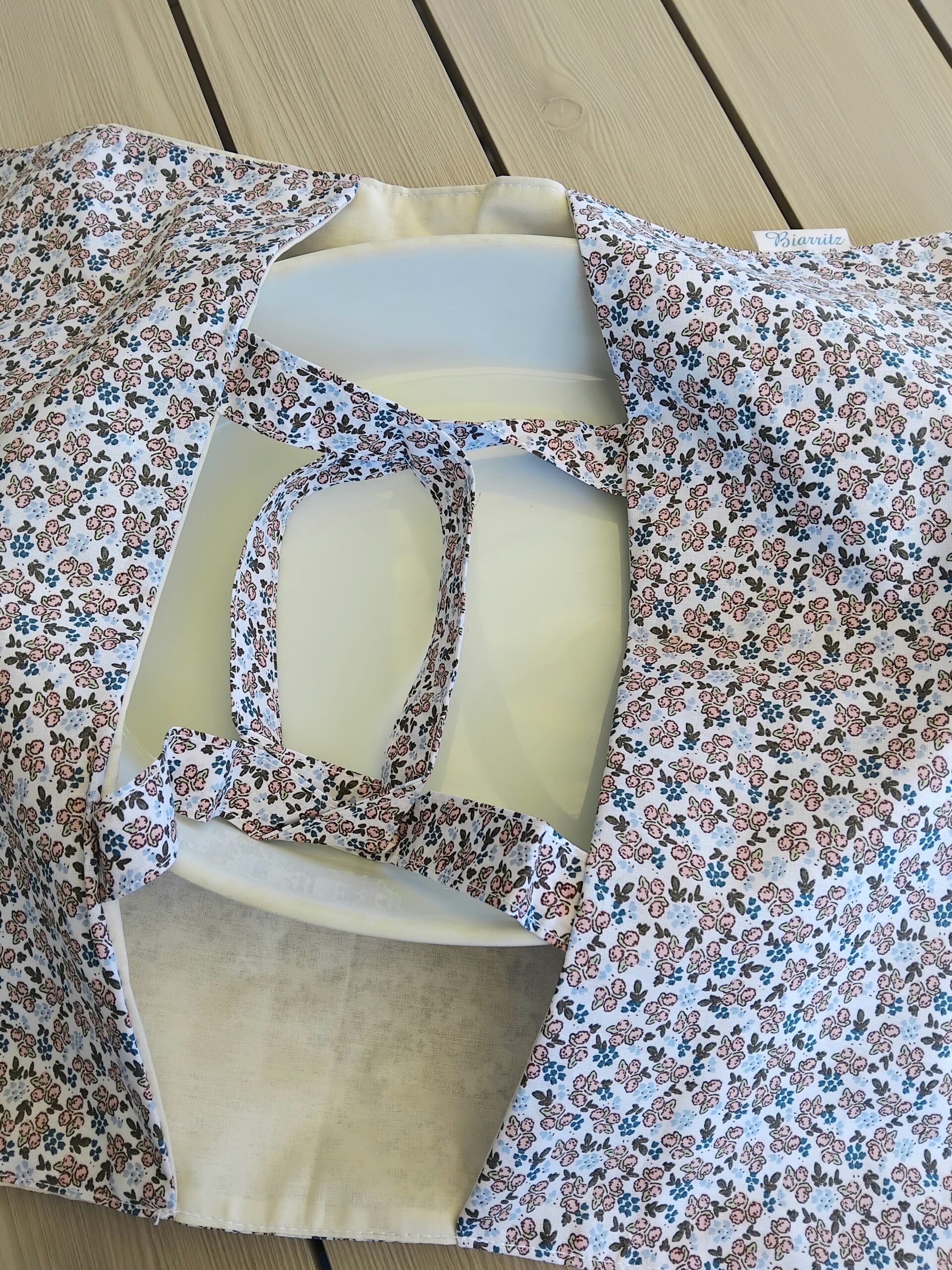 Sac à tarte en coton Oeko Tex motifs fleuris.