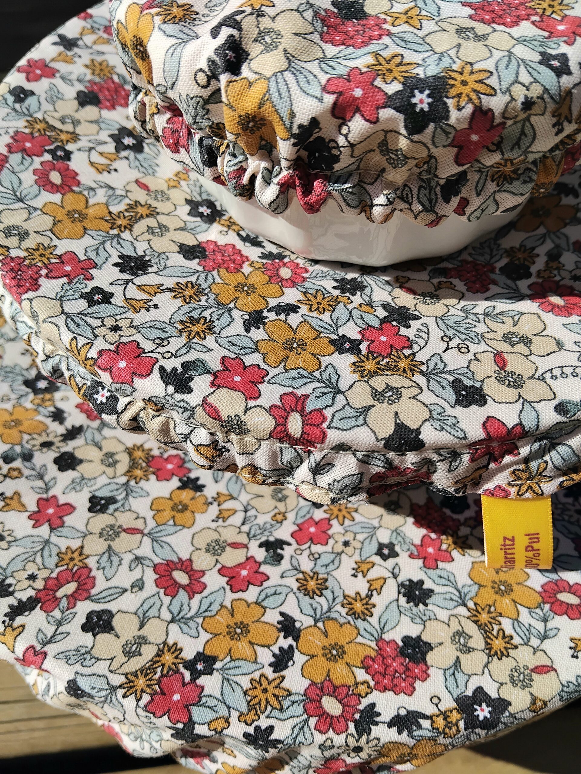 Couvercles écologiques réutilisables en coton Oeko Tex motifs fleuris.
