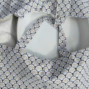Sac à tarte en coton Oeko Tex motifs japonisants gris et blancs.